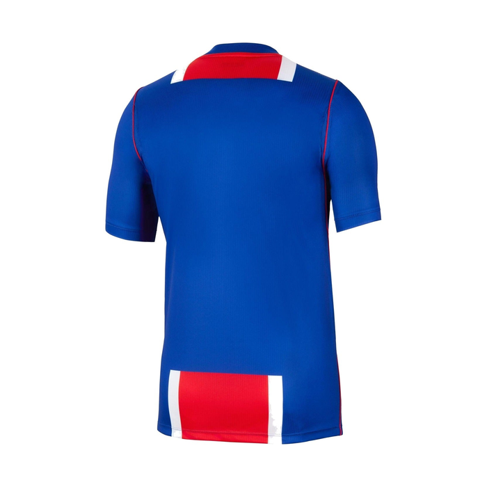 Nume și număr, imprimate pe tricou